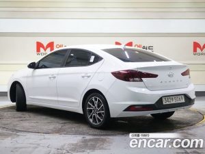Hyundai AVANTE 1.6 2020 года из Южной Кореи
