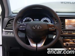 Hyundai AVANTE 1.6 2020 года из Южной Кореи