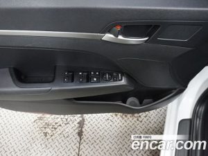 Hyundai AVANTE 1.6 2020 года из Южной Кореи