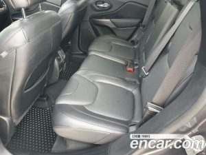 Jeep Cherokee 2.4 Limited AWD 2021 года из Южной Кореи