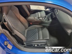 Audi R8 5.2 V10 Performance Coupe 2021 года из Южной Кореи