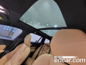 Volvo V60 B5 ULTIMATE AWD 2023 года из Южной Кореи