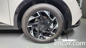 Kia Sportage Бензин 1.6 Turbo 2WD 2023 года из Южной Кореи