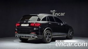 Mercedes-Benz GLC-Class GLC300 4MATIC Premium 2020 года из Южной Кореи