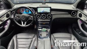Mercedes-Benz GLC-Class GLC300 4MATIC Premium 2020 года из Южной Кореи