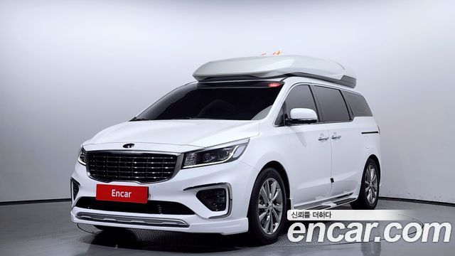 Kia Carnival Бензин 9-Seater HI-Limousine (Special Hi-End Version) 2019 года из Кореи