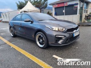 Kia K3 2020 года из Южной Кореи
