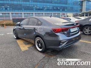 Kia K3 2020 года из Южной Кореи
