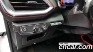 ChevroletGMDaewoo Trailblazer 1.3 Turbo 2WD 2021 года из Южной Кореи