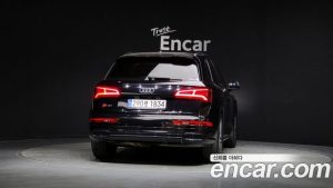 Audi SQ5 3.0 TDI 4WD 2020 года из Южной Кореи