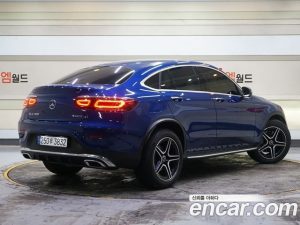 Mercedes-Benz GLC-Class GLC300 4MATIC Coupe 2020 года из Южной Кореи