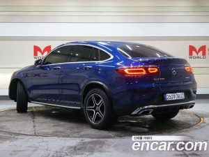 Mercedes-Benz GLC-Class GLC300 4MATIC Coupe 2020 года из Южной Кореи