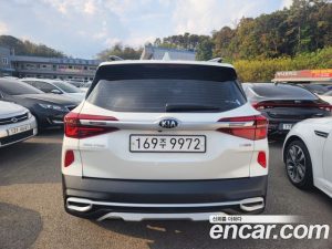 Kia Seltos Бензин 1.6 Turbo 2WD 2020 года из Южной Кореи