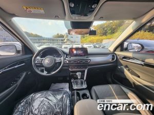 Kia Seltos Бензин 1.6 Turbo 2WD 2020 года из Южной Кореи