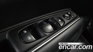 Renault-KoreaSamsung QM6 2.0 GDe LE 2WD 2020 года из Южной Кореи