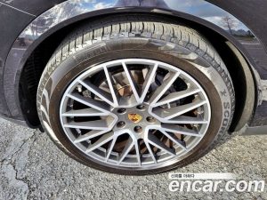 Porsche Cayenne 3.0 Coupe 2020 года из Южной Кореи