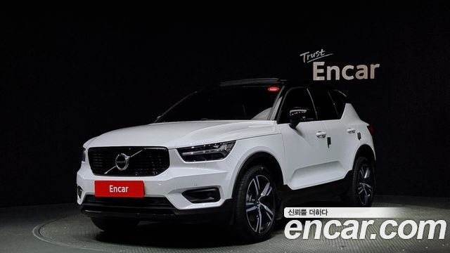 Volvo XC40 B4 R-디자인 2021 года из Кореи