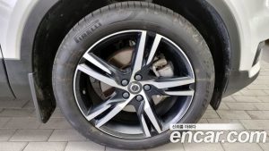 Volvo XC40 B4 R-디자인 2021 года из Южной Кореи
