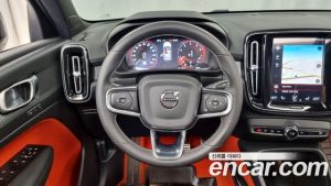 Volvo XC40 B4 R-디자인 2021 года из Южной Кореи