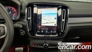 Volvo XC40 B4 R-디자인 2021 года из Южной Кореи
