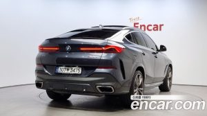 BMW X6 M50i 2021 года из Южной Кореи