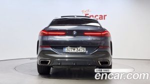 BMW X6 M50i 2021 года из Южной Кореи