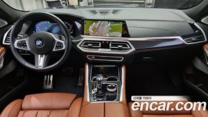 BMW X6 M50i 2021 года из Южной Кореи