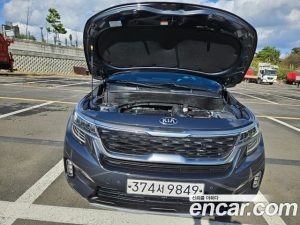 Kia Seltos Бензин 1.6 Turbo 2WD 2020 года из Южной Кореи