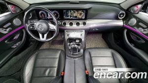 Mercedes-Benz E-Class E300 4MATIC AMG Line 2020 года из Южной Кореи