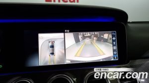 Mercedes-Benz E-Class E300 4MATIC AMG Line 2020 года из Южной Кореи