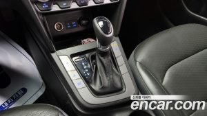 Hyundai AVANTE 1.6 2020 года из Южной Кореи