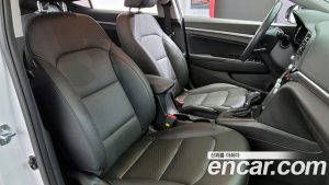 Hyundai AVANTE 1.6 2020 года из Южной Кореи