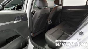 Hyundai AVANTE 1.6 2020 года из Южной Кореи