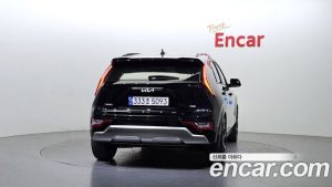Kia Niro Prestige 2024 года из Южной Кореи