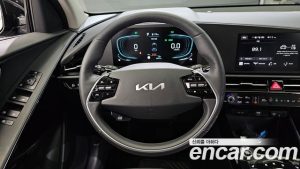 Kia Niro Prestige 2024 года из Южной Кореи
