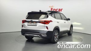 Kia Seltos Дизель 1.6 2WD 2021 года из Южной Кореи
