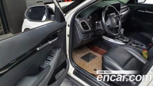 Kia Seltos Дизель 1.6 2WD 2021 года из Южной Кореи