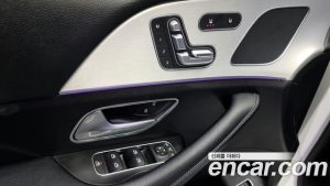 Mercedes-Benz GLE-Class GLE300d 4MATIC 2020 года из Южной Кореи