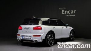 Mini Clubman JCW 2021 года из Южной Кореи