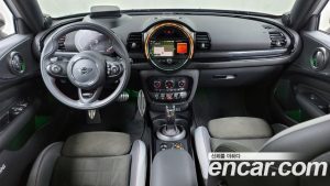 Mini Clubman JCW 2021 года из Южной Кореи