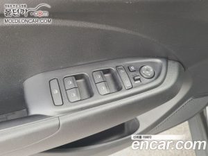 Hyundai Venue 1.6 Modern 2020 года из Южной Кореи