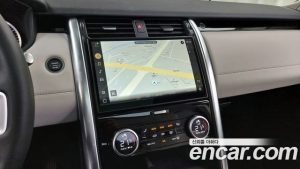 Land Rover Discovery 2.0 P300 SE 2023 года из Южной Кореи