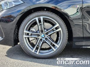 BMW 1-Series 120i M Sport 2023 года из Южной Кореи