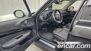 Mini Clubman CLASSIC 2023 года из Южной Кореи