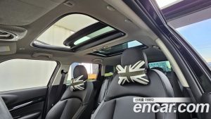 Mini Clubman CLASSIC 2023 года из Южной Кореи