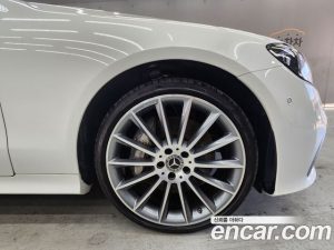 Mercedes-Benz E-Class E450 4MATIC Cabriolet 2021 года из Южной Кореи