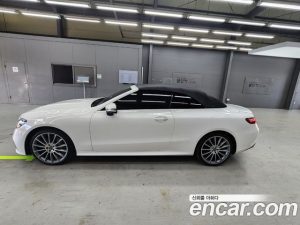 Mercedes-Benz E-Class E450 4MATIC Cabriolet 2021 года из Южной Кореи