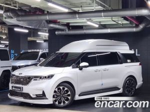 Kia Carnival Бензин 9-Seater HI-Limousine (Special Hi-End Version) 2023 года из Южной Кореи