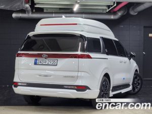 Kia Carnival Бензин 9-Seater HI-Limousine (Special Hi-End Version) 2023 года из Южной Кореи