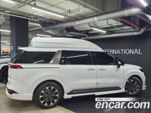 Kia Carnival Бензин 9-Seater HI-Limousine (Special Hi-End Version) 2023 года из Южной Кореи